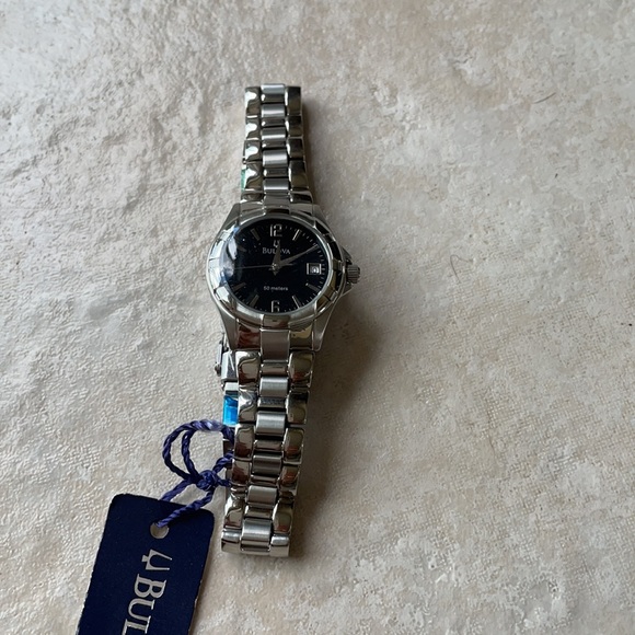 Bulova Lady Stainless Steel #63M00 - Picture 6 of 7